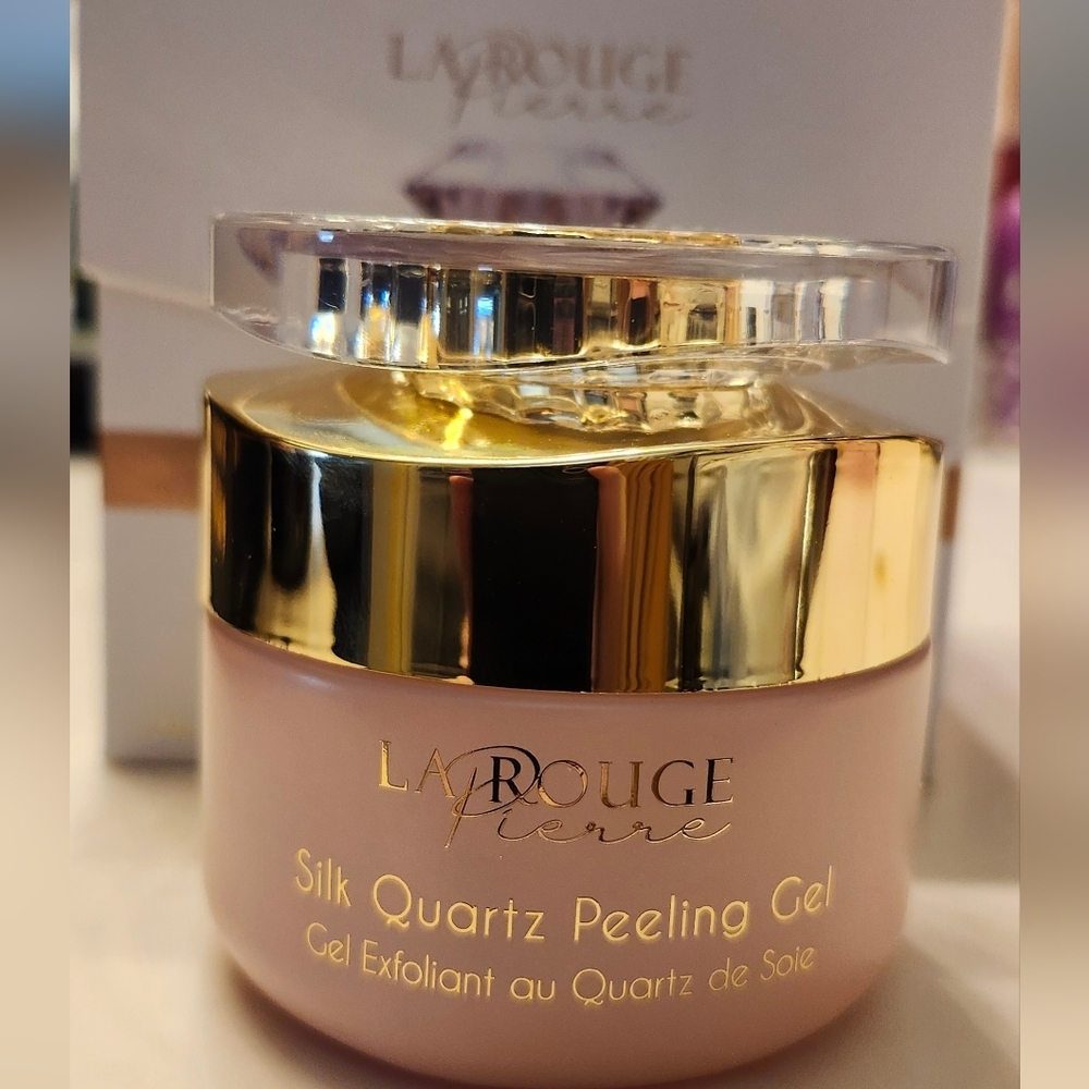 NIB-Silk Peeling Gel-La Rouge Pierre Quartz Collection - Picture 2 of 7